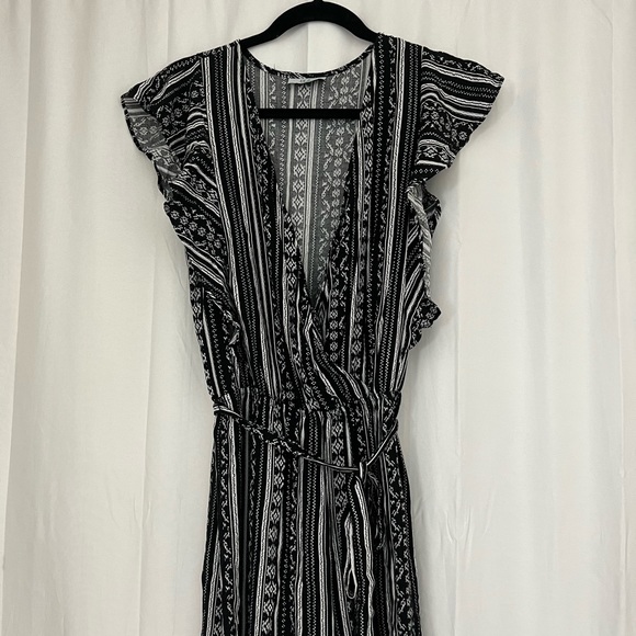 Patterned Jumpsuit - Picture 2 of 6